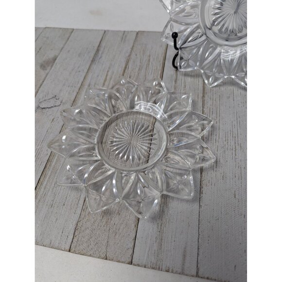Vintage Set 2 Federal Glass Petal Pattern Bread Butter Saucer Plate 6 1/2" Salad - Picture 2 of 5